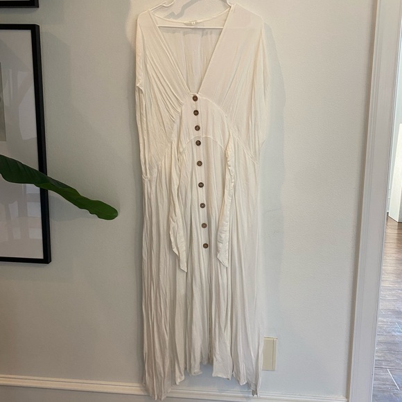 Off-white Amaryllis Dress with button front detail - Picture 1 of 1